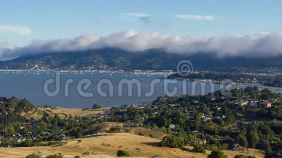 加州苏沙里托上空的雾视频的预览图