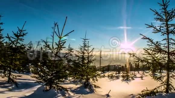 日落冬季景观运动控制时间推移4k视频的预览图