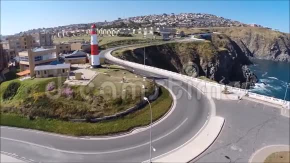 智利圣地亚哥城堡灯塔鸟瞰图视频的预览图