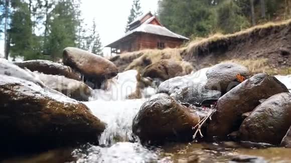 山河别墅视频的预览图