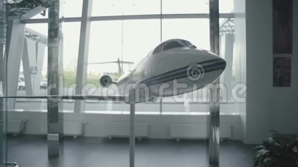 机场小型飞机模型视频的预览图