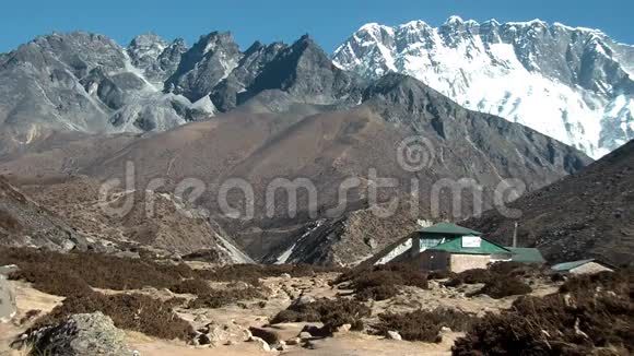喜马拉雅山的拉特塞墙视频的预览图