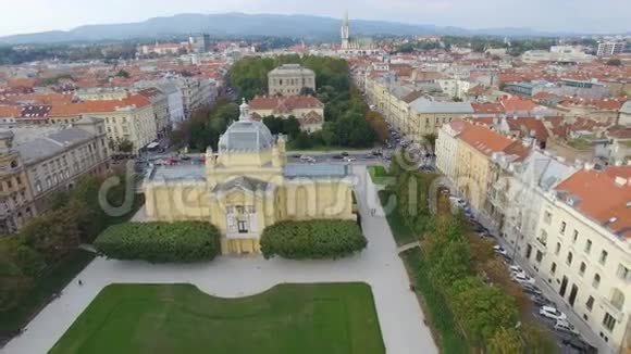 萨格勒布托米斯拉夫国王广场的鸟瞰图视频的预览图