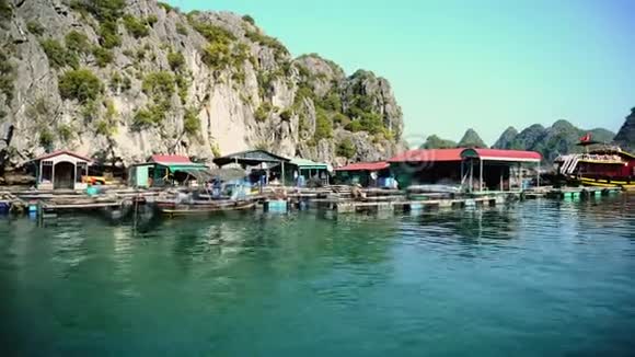 海龙湾浮鱼村猫巴岛越南视频的预览图