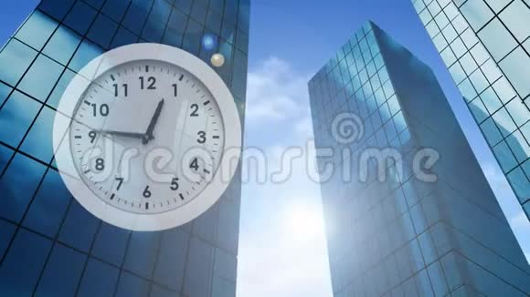 时钟和建筑物视频的预览图