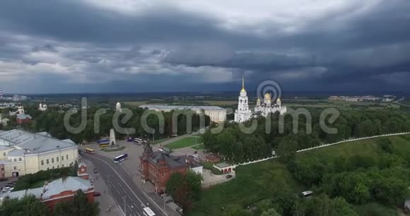 鸟瞰乌斯彭斯基大教堂视频的预览图