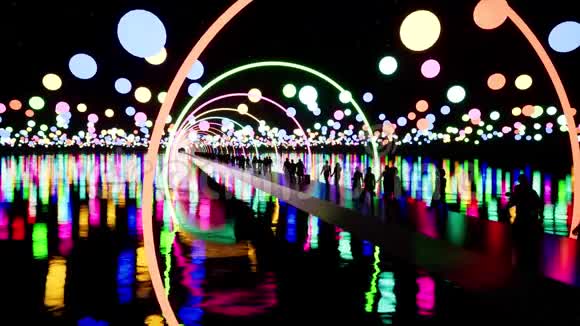 夜间通过照明桥的人3D动画视频的预览图