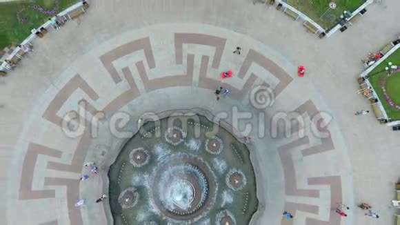市区乌兰乌德飞行无人机射空观俄罗斯布里亚蒂亚视频的预览图