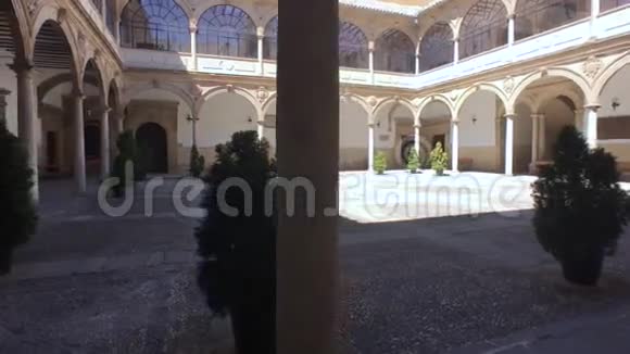 文艺复兴修道院文艺复兴城贝扎安达视频的预览图