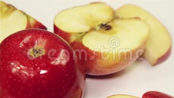 旋转红苹果头顶视频的预览图