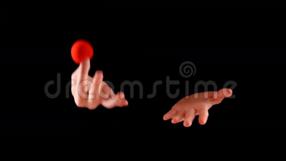 魔术师在黑色上表演两个红球视频的预览图