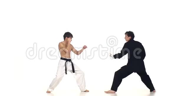 跆拳道武术或空手道男子视频的预览图