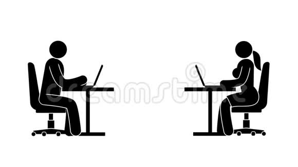 有笔记本电脑的男人和女人在网上聊天视频的预览图