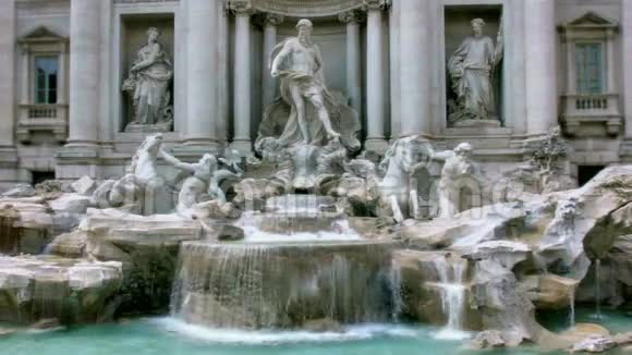 罗马特雷维喷泉中型视频的预览图