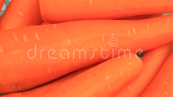 削胡萝卜视频的预览图
