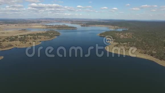 昆士兰州JohBjelkePetersen水坝水库视频的预览图