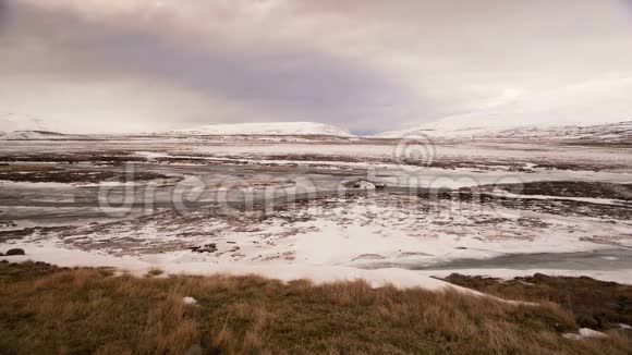 冰岛冬季全景的时间流逝视频的预览图