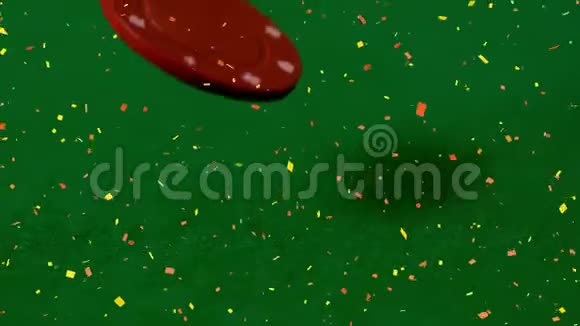 绿色背景下的扑克筹码动画视频的预览图