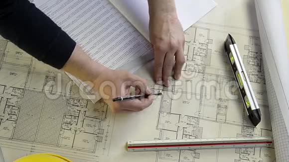 建筑师名册及规划建筑工程图视频的预览图