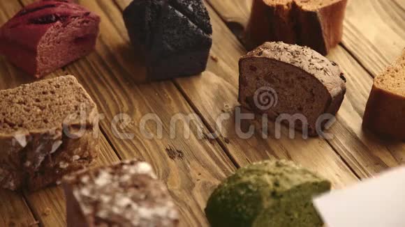 手工面包面包烘焙演示套装视频的预览图