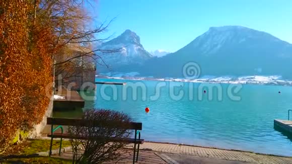 奥地利圣沃尔夫冈的沃尔夫冈湖公园视频的预览图