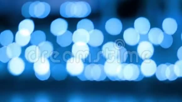 蓝色抽象波克背景的光从泰国兰纳灯笼晚上义蓬节庆祝概念视频的预览图