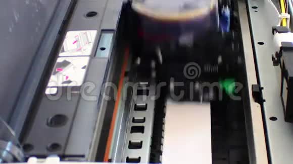 电脑打印机头在行动视频的预览图