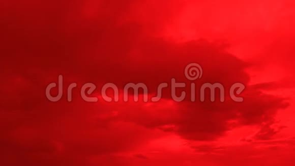 密度红色云景目的地视频的预览图