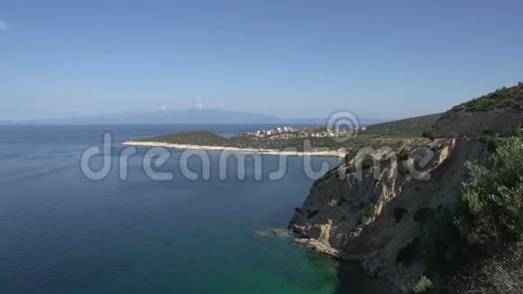斯卡拉马里昂塔索斯希腊前的海岸线视频的预览图
