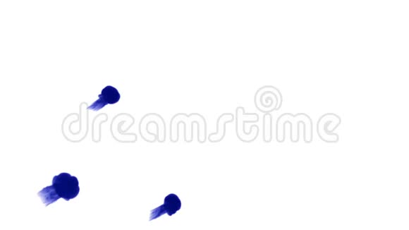 用Luma哑光将Inky注射到水中的三维渲染白底蓝墨水1视频的预览图