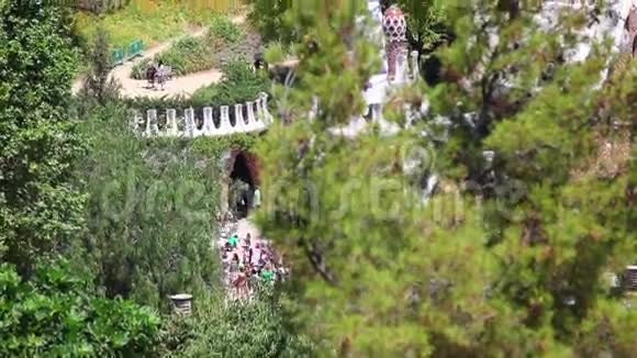 公园盖尔在巴塞罗那市视频的预览图