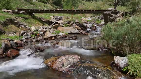 山河与老桥时间流逝视频的预览图
