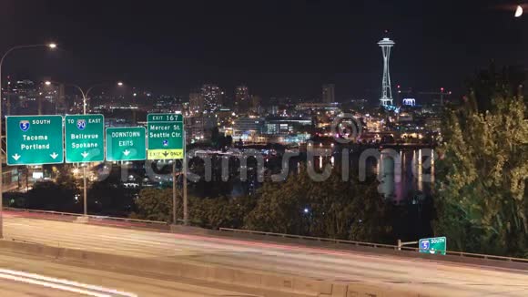 西雅图I5交通时间流逝之夜视频的预览图