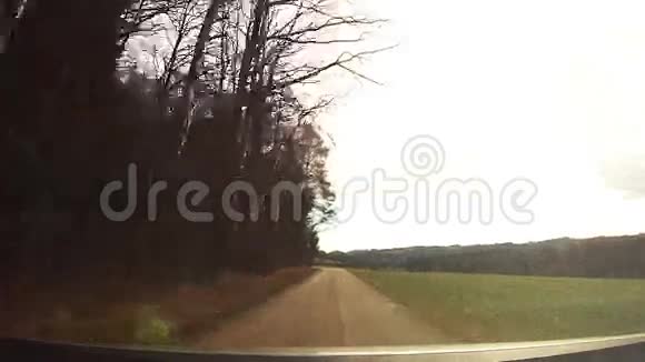 开车穿过德国奥地利乡村视频的预览图