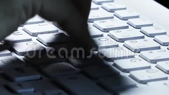 计算机业务办公室工作键盘打字视频的预览图