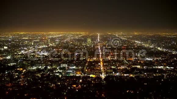 洛杉矶夜间的城市灯光视频的预览图