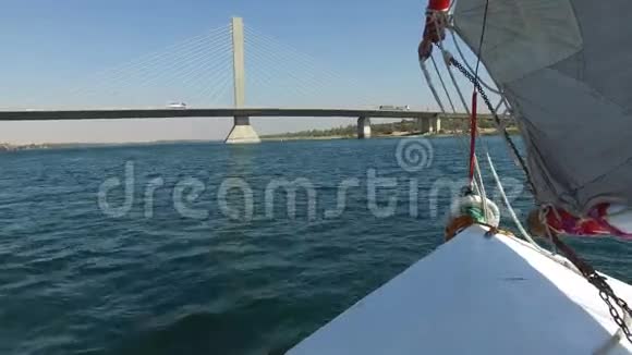 新阿斯旺大桥横跨尼罗河视频的预览图