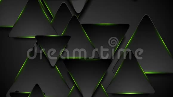 黑色和发光的绿色三角形运动背景视频的预览图