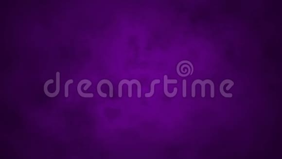 深紫星云动画漆黑的淡紫色多云的天空神奇的热粉色之夜视频的预览图