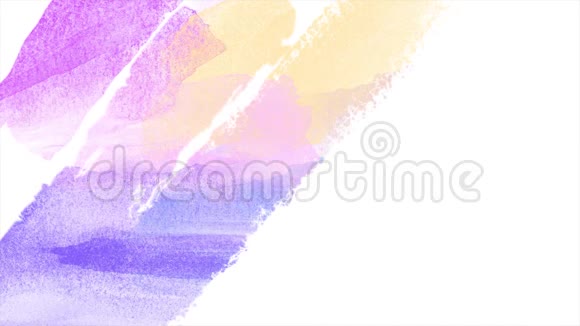 在白色背景上关闭水彩颜料笔触动画柔和的粉彩条纹不同的紫色视频的预览图