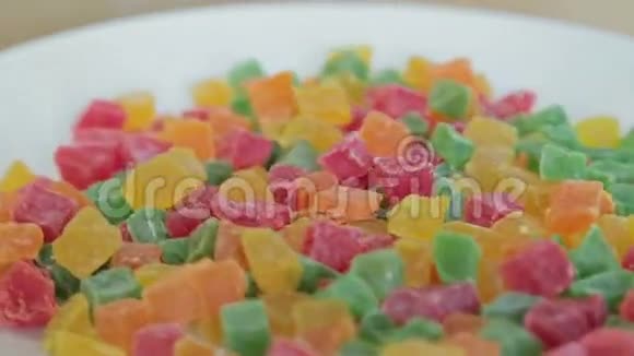 旋转Gummi糖果视频的预览图
