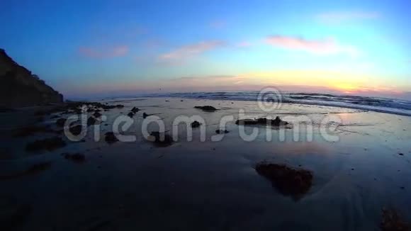 加州日落海水月光滩180PAN视频的预览图