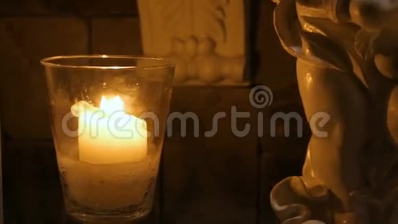 美味的婚宴糖果棒甜品桌蜡烛视频的预览图