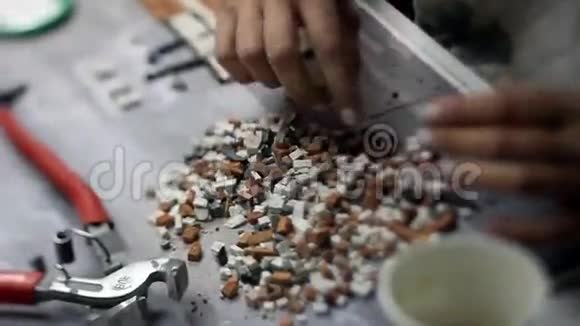 工艺手工石材土耳其马赛克视频的预览图