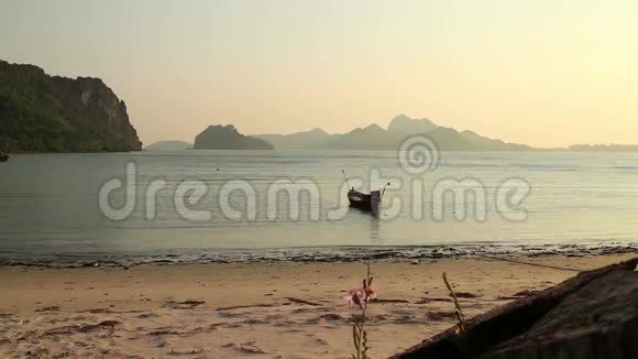 泰国南部的铅酸日落湾视频的预览图