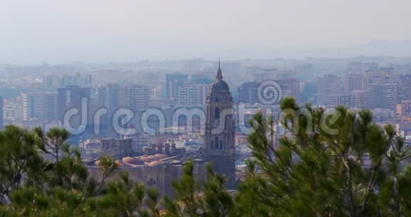 马拉加晴天著名大教堂松景4k视频的预览图
