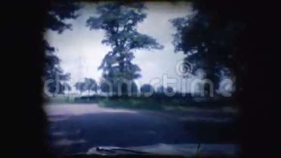 英国乡村的复古镜头视频的预览图