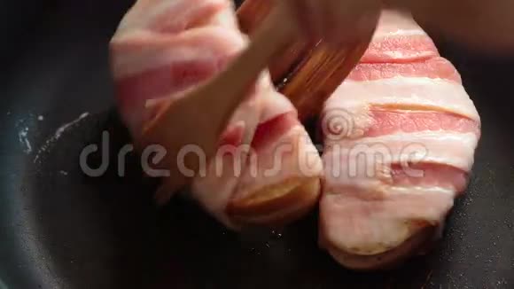 快速美味的小吃一锅视频的预览图