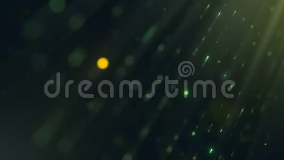 抽象的绿色背景与动画落下的闪闪发光的颗粒作为节日的雨4K超高清分辨率视频的预览图