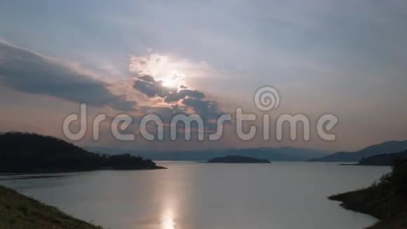 4康克拉昌大坝美丽日落的时间流逝视频的预览图